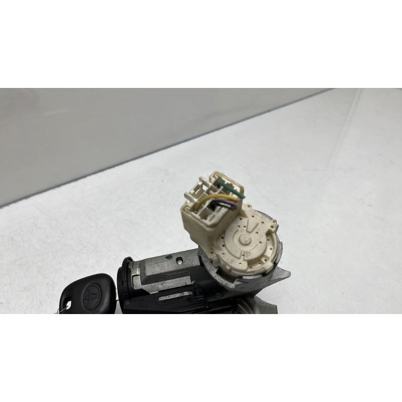 Neiman TOYOTA YARIS 2 Photo n°5