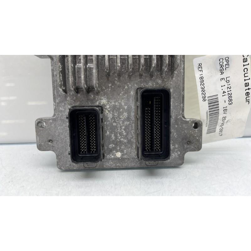 Calculateur moteur OPEL CORSA E Photo n°2