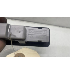Bouton de coffre DACIA DUSTER 2