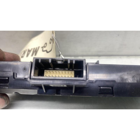 Bouton de warning DACIA DUSTER 2