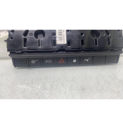 Bouton de warning DACIA DUSTER 2