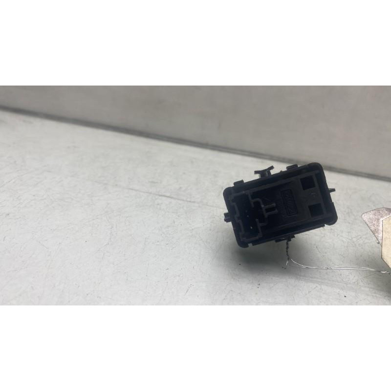 Interrupteur de leve vitre avant droit FORD GALAXY 3 Photo n°4