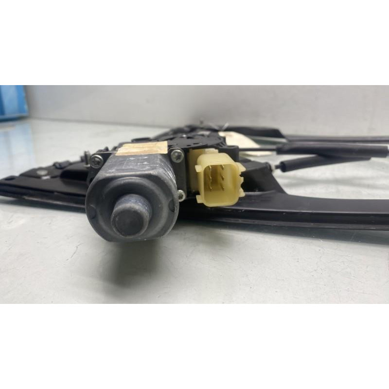 Leve vitre electrique avant droit FORD GALAXY 3 Photo n°1
