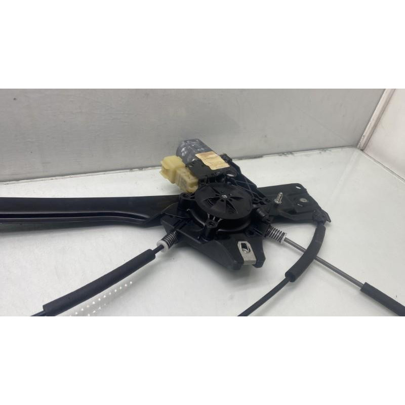 Leve vitre electrique avant droit FORD GALAXY 3 Photo n°9