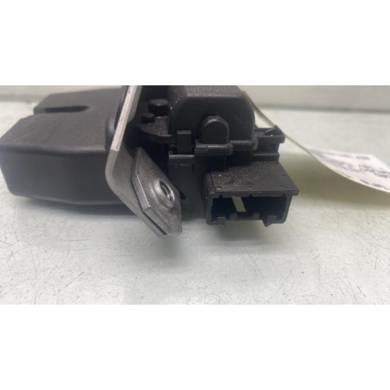 Serrure de coffre FORD GALAXY 3 Photo n°3