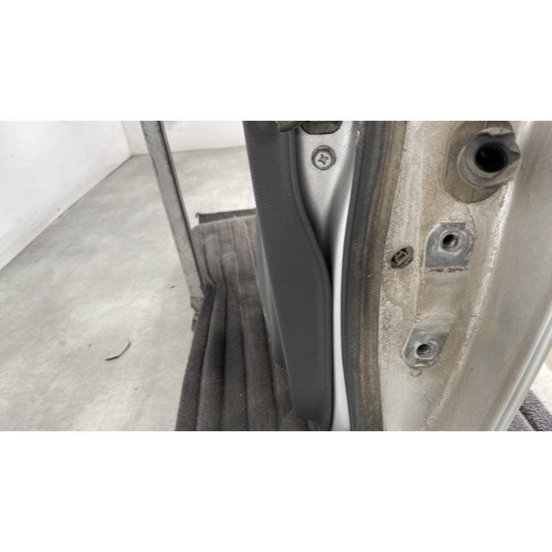 Porte arriere gauche SUZUKI SWIFT 3 Photo n°3