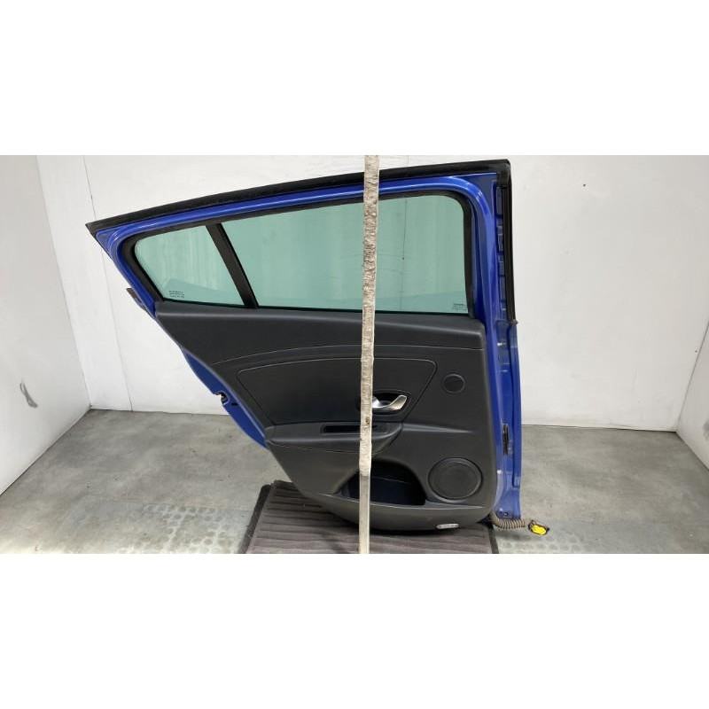 Porte arriere gauche RENAULT MEGANE 3 Photo n°8