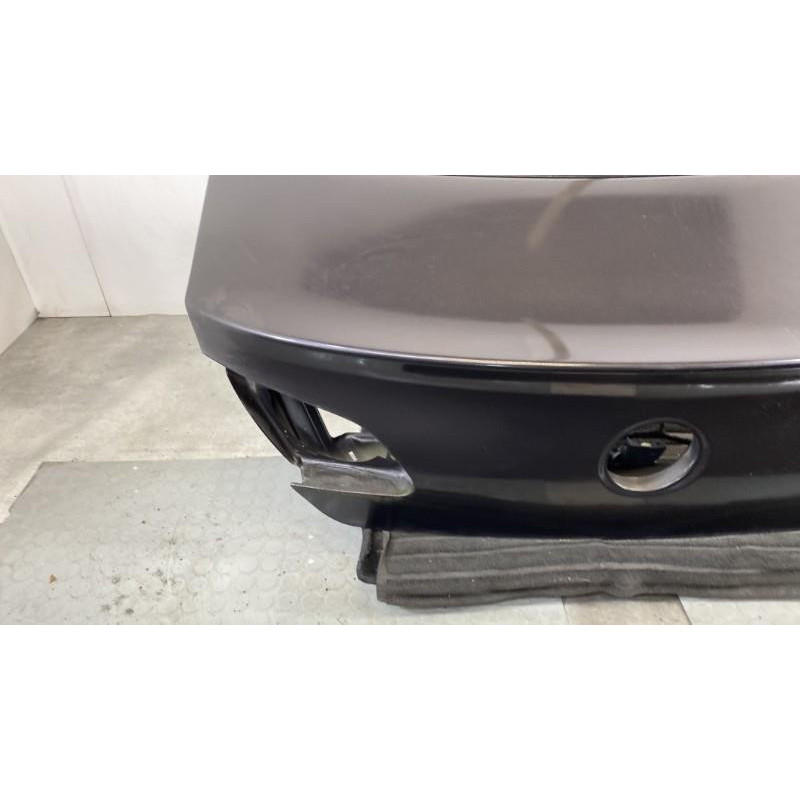 Malle/Hayon arriere VOLKSWAGEN PASSAT 5 Photo n°9