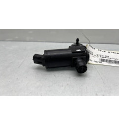 Pompe lave glace avant SUZUKI ACROSS