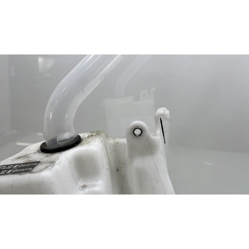 Vase de lave glace SUZUKI ACROSS Photo n°8