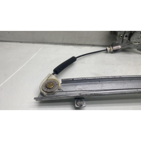 Leve vitre electrique avant droit HYUNDAI TERRACAN Photo n°1
