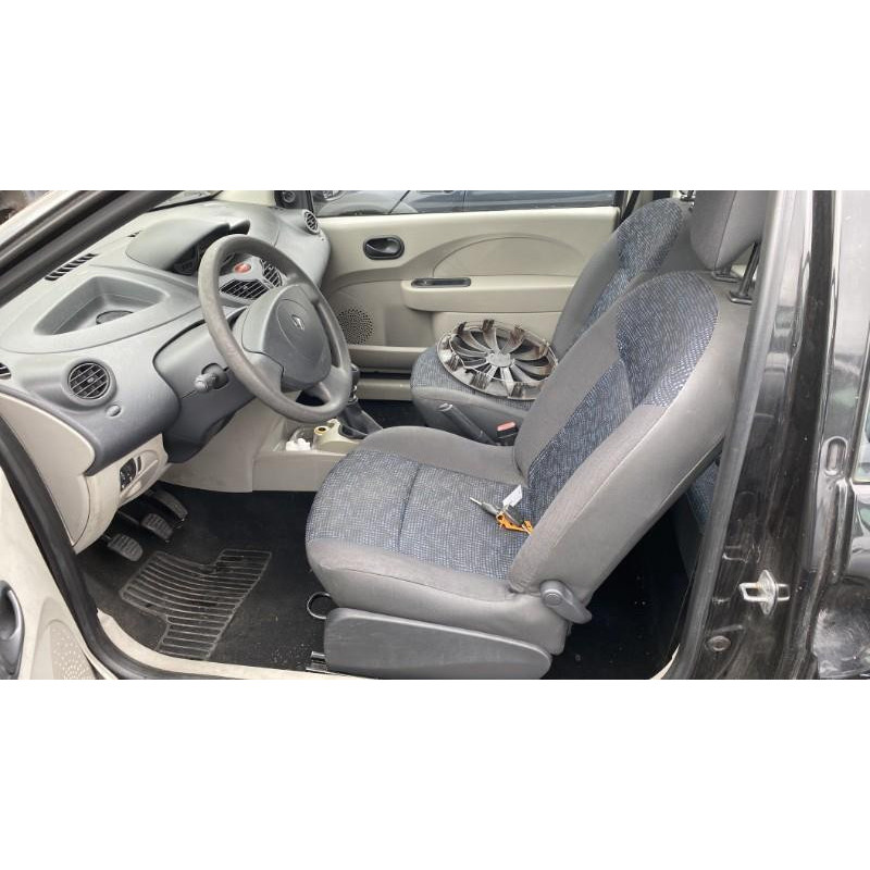 Porte avant droit RENAULT TWINGO 2 Photo n°13