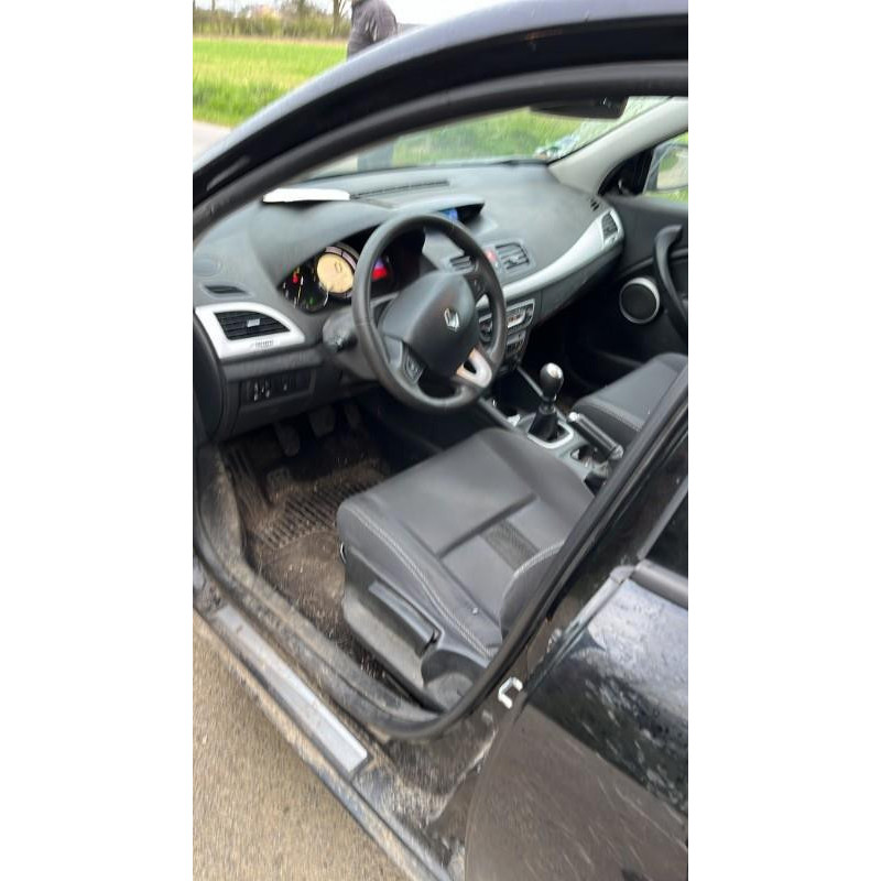 Plage arriere RENAULT MEGANE 3 Photo n°9