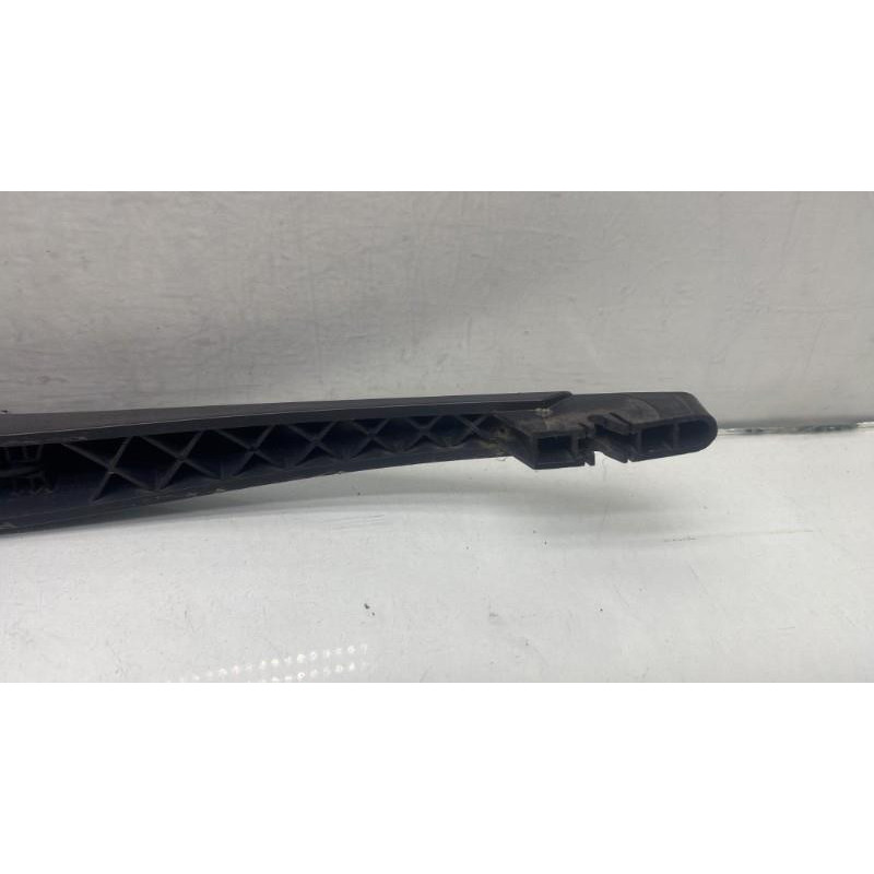 Bras essuie glace arriere PEUGEOT 208 1 Photo n°4