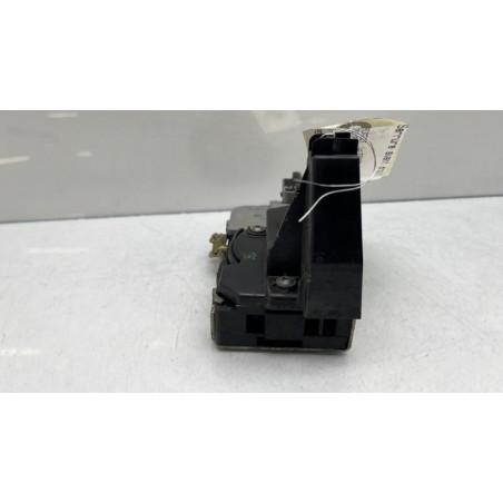 Serrure avant droit PEUGEOT 307
