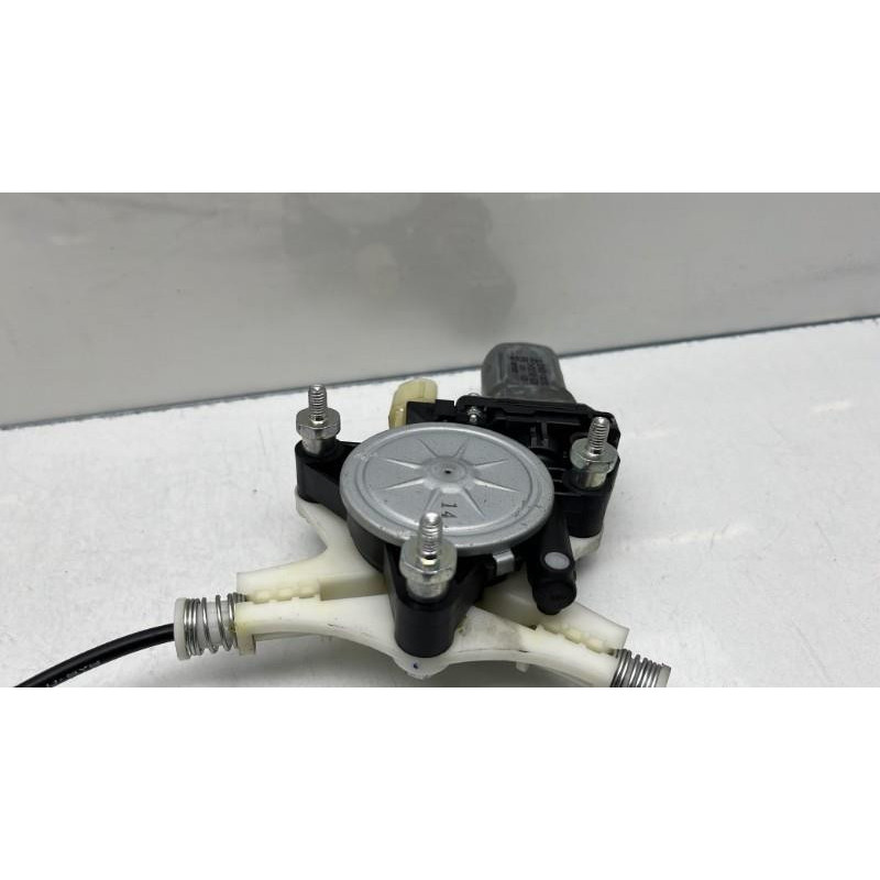 Leve vitre electrique avant droit KIA RIO 3 Photo n°1