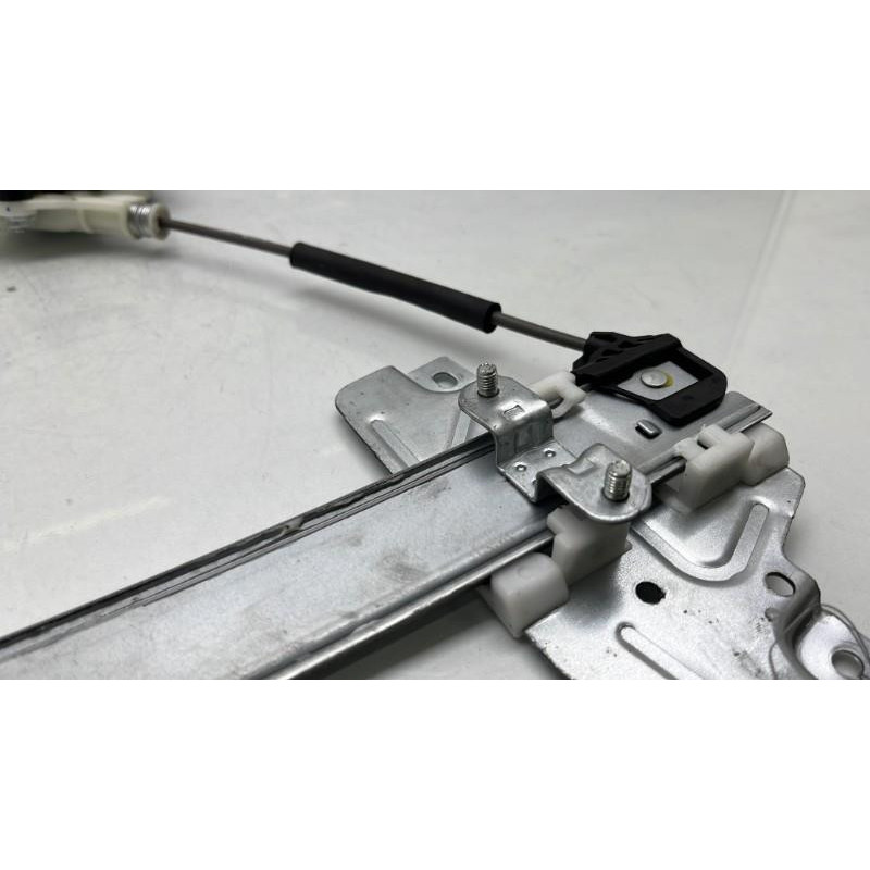 Leve vitre electrique avant droit KIA RIO 3 Photo n°5