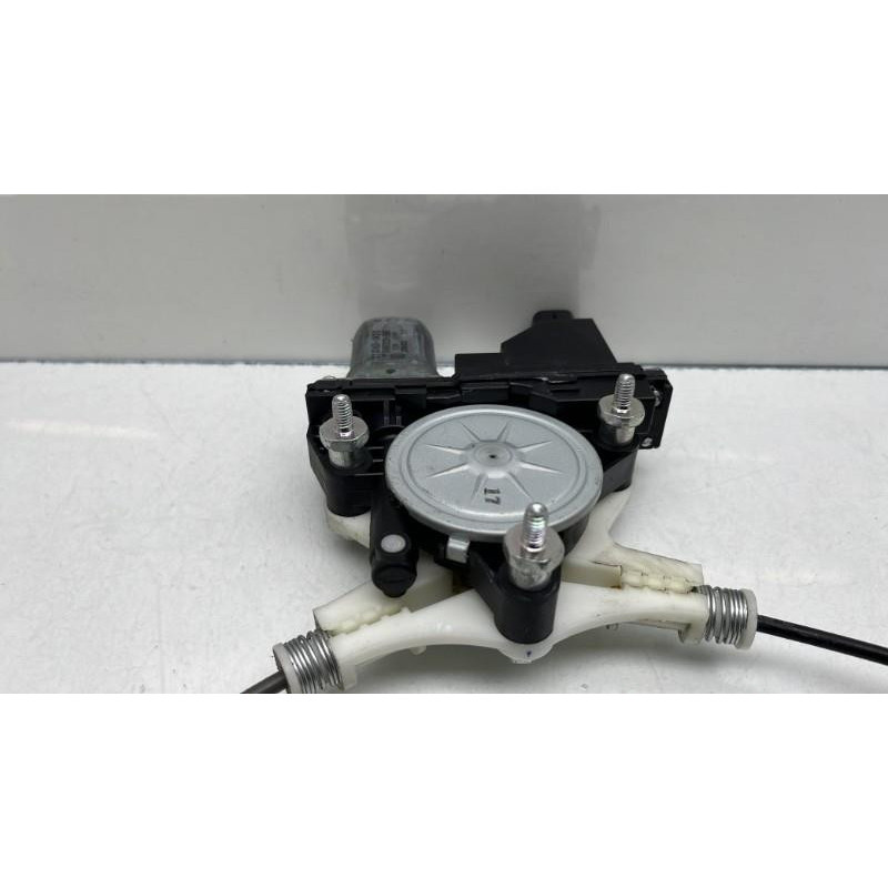 Leve vitre electrique avant gauche KIA RIO 3 Photo n°9