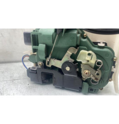 Serrure avant droit VOLKSWAGEN GOLF 4