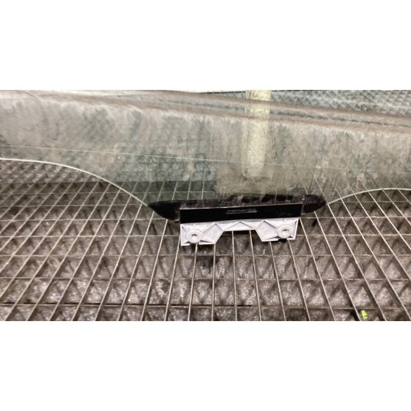 Vitre arriere droit FORD GALAXY 3 Photo n°1