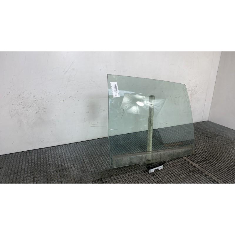 Vitre arriere droit FORD GALAXY 3 Photo n°3