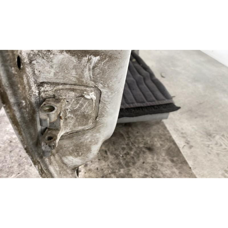 Porte avant droit CITROEN SAXO Photo n°7