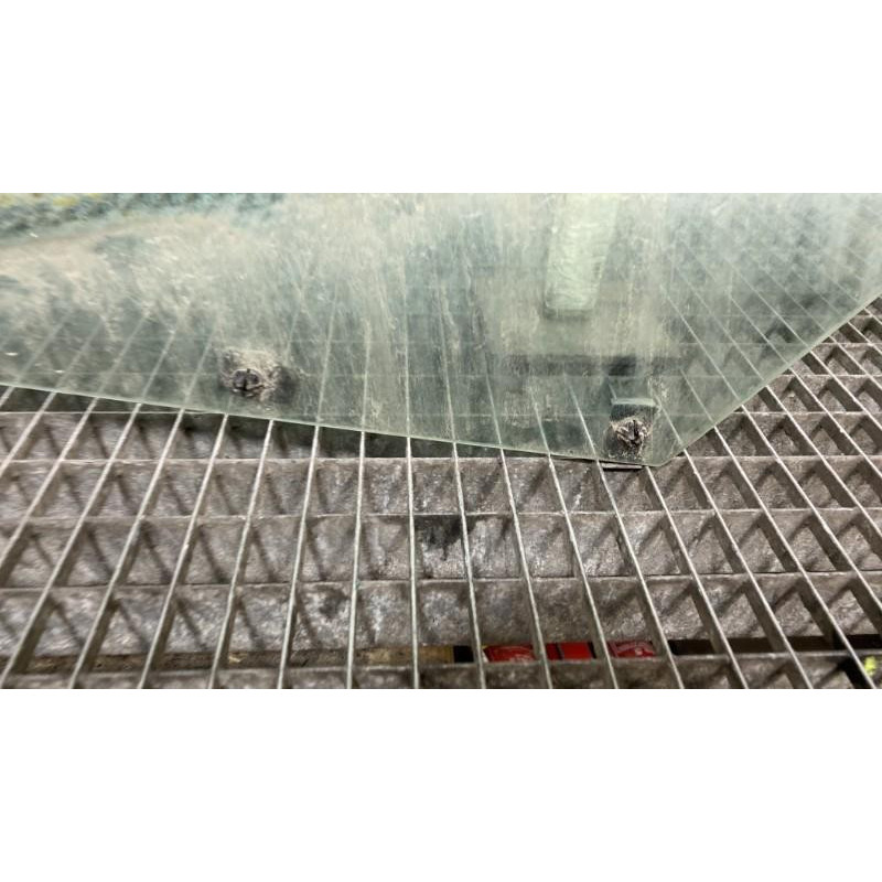 Vitre avant gauche CITROEN C4 1 Photo n°3