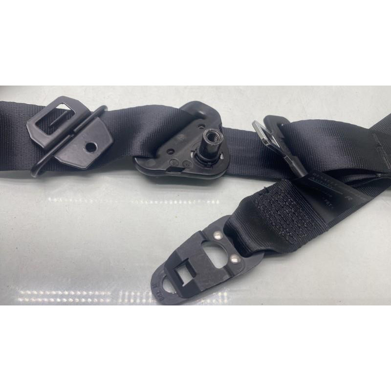 Pretensionneur de ceinture avant droit RENAULT CLIO 4 Photo n°1