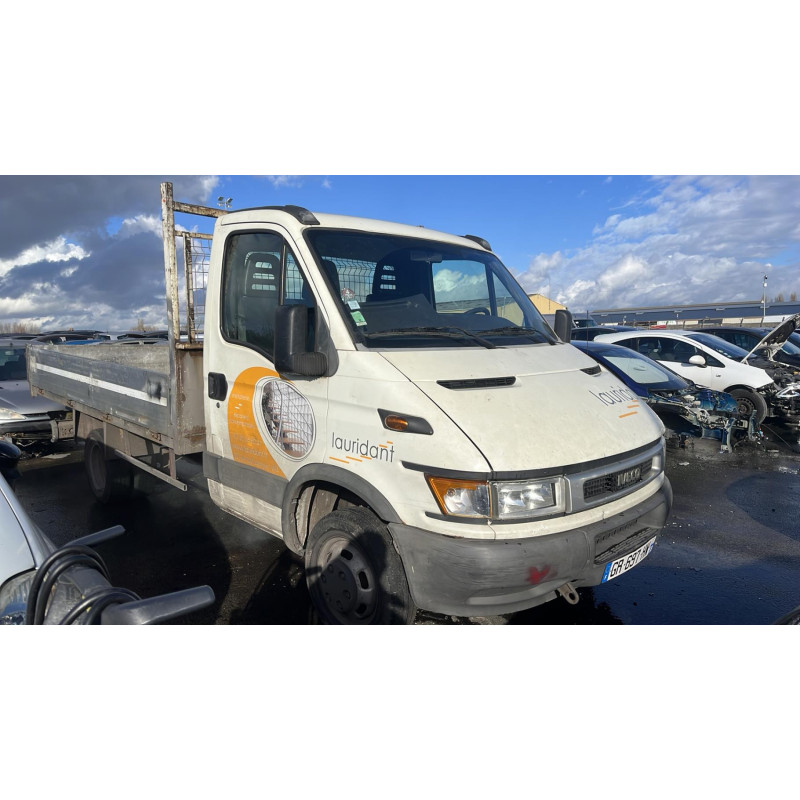 Bras essuie glace avant droit IVECO DAILY 3 Photo n°18