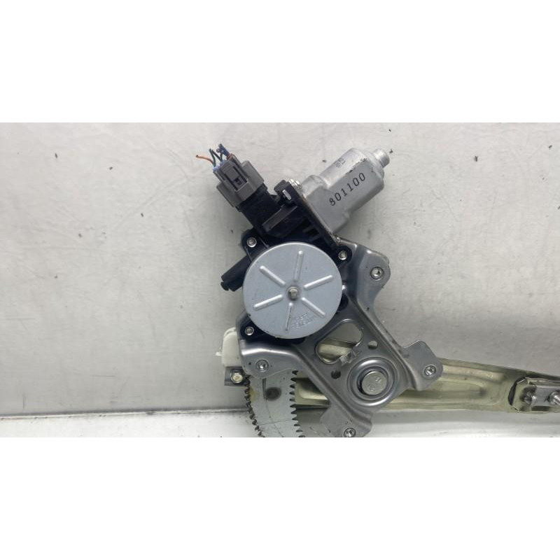 Leve vitre electrique avant droit PEUGEOT 4007 Photo n°2
