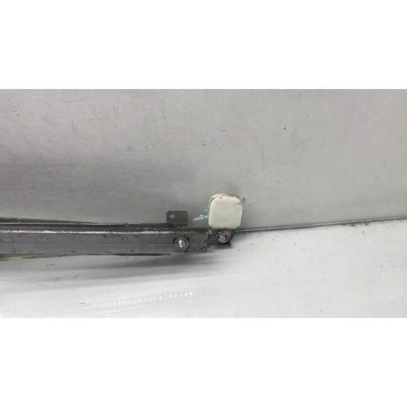 Leve vitre electrique avant droit PEUGEOT 4007 Photo n°4