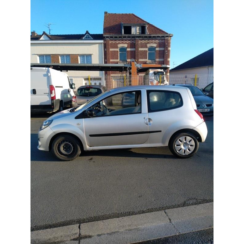 Pompe à carburant RENAULT TWINGO 2 Photo n°16
