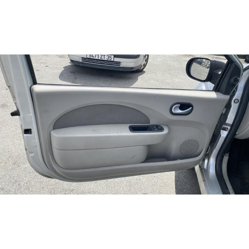 Pompe à carburant RENAULT TWINGO 2 Photo n°17
