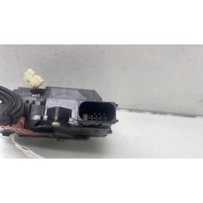 Serrure arriere droit OPEL CORSA E Photo n°2