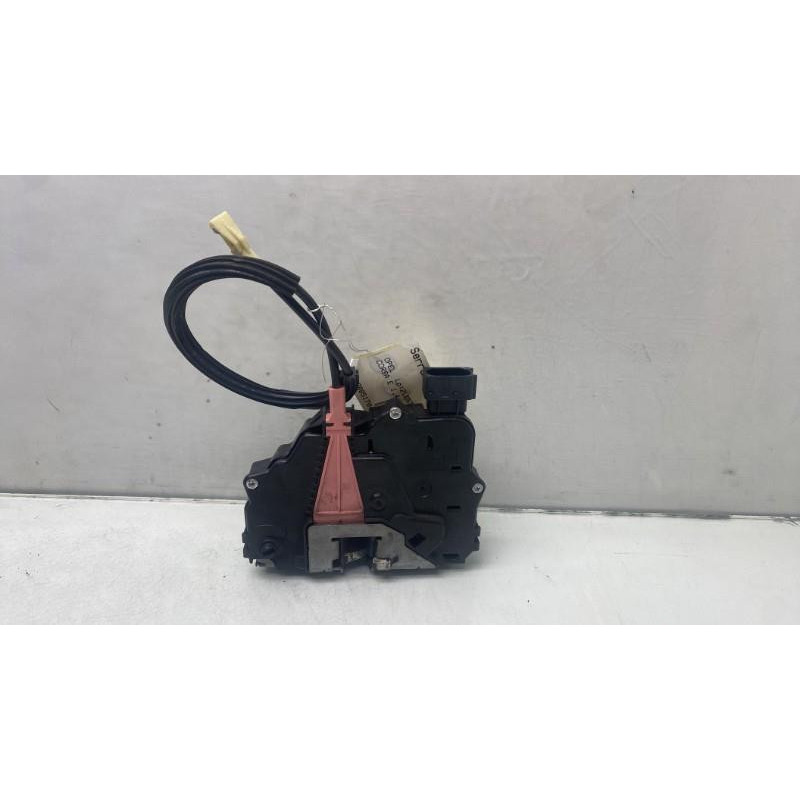 Serrure arriere droit OPEL CORSA E Photo n°3