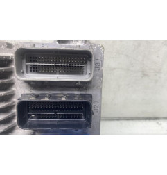 Calculateur moteur OPEL CORSA E