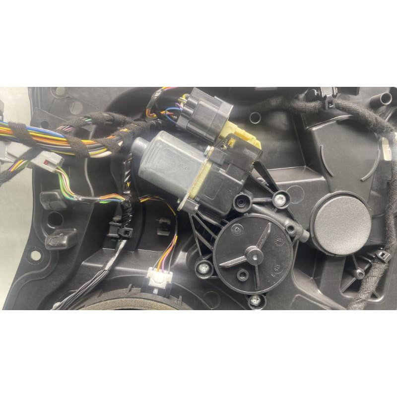 Leve vitre electrique avant droit FORD FIESTA 6 Photo n°7