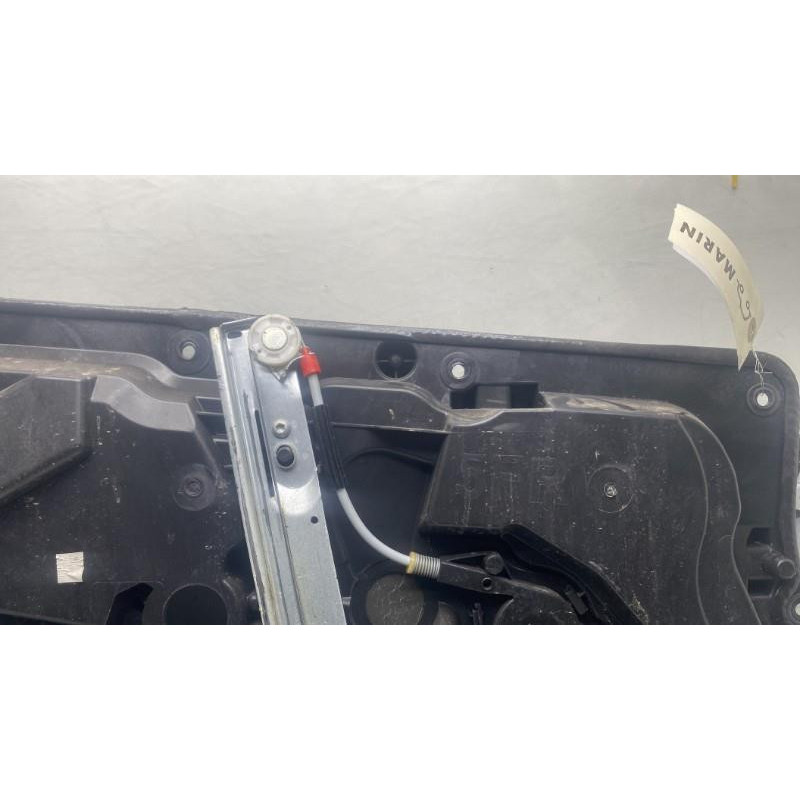 Leve vitre electrique avant droit FORD FIESTA 6 Photo n°8