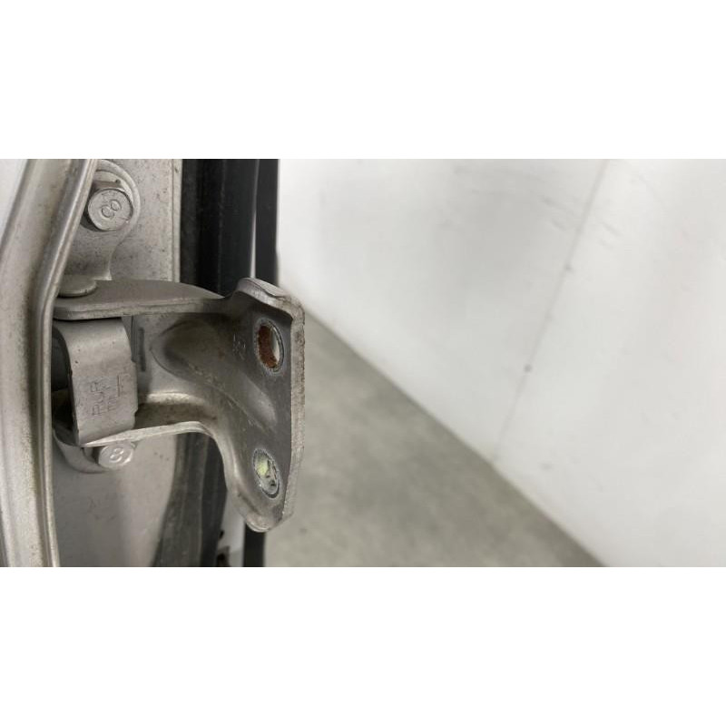 Porte arriere droit HYUNDAI TERRACAN Photo n°5