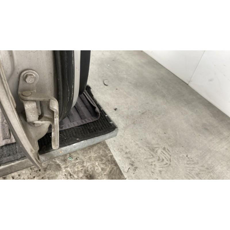 Porte arriere droit HYUNDAI TERRACAN Photo n°6
