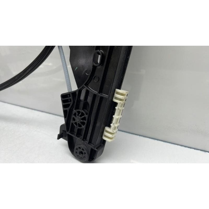 Leve vitre electrique avant droit PEUGEOT 3008 2 Photo n°7