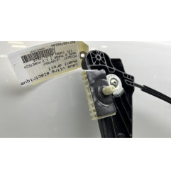 Leve vitre electrique avant droit PEUGEOT 3008 2