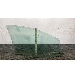 Vitre avant gauche MERCEDES CLASSE B 245