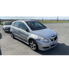 Vitre avant gauche MERCEDES CLASSE B 245