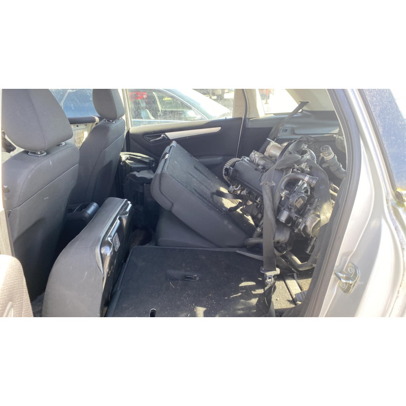Vitre avant gauche MERCEDES CLASSE B 245 Photo n°16