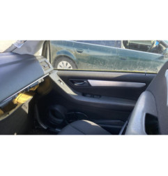 Vitre avant gauche MERCEDES CLASSE B 245