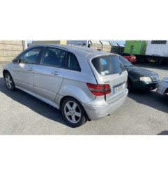 Vitre avant gauche MERCEDES CLASSE B 245