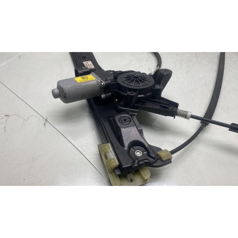 Leve vitre electrique avant gauche FORD C-MAX 2 Photo n°11