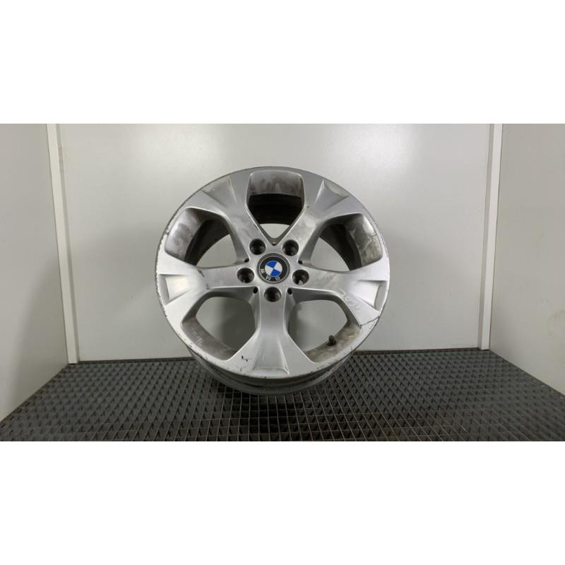 Jante BMW SERIE 1 E87 Photo n°2