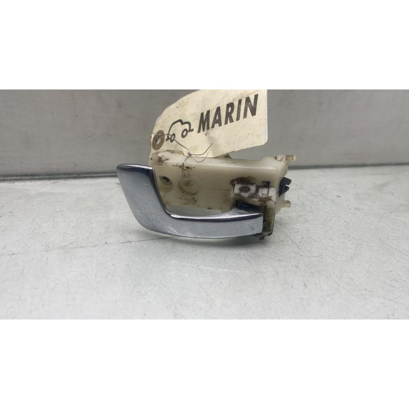Poignee porte avant droit PEUGEOT 604 Photo n°3